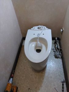 トイレ交換工事