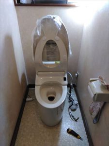 トイレ交換工事