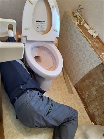 トイレ交換工事