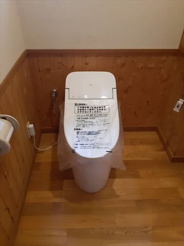 トイレ交換工事