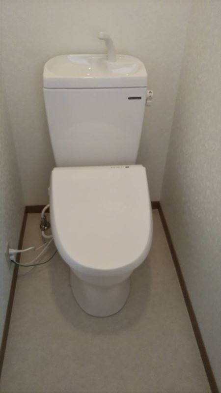 岡谷トイレ交換工事