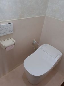 トイレ完工100_R