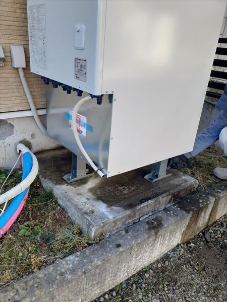 エコキュート　コロナ370L寒冷地仕様　CHP-37AY5K-B　搬入