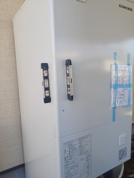 エコキュート　施工中