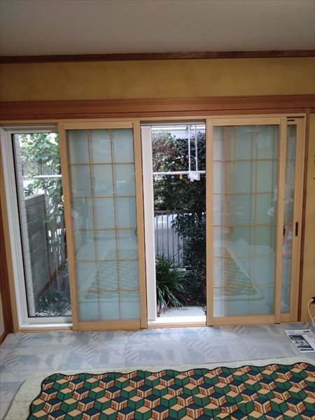 内窓　施工中