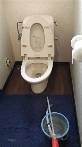 トイレ入替え工事