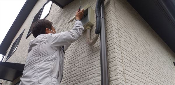 蓄電池　イトウ住建